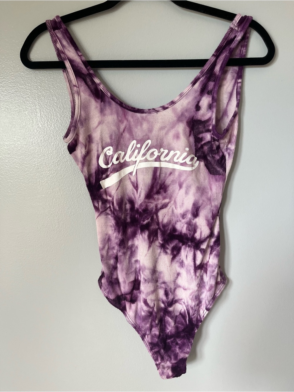Forever 21 California Purple Tie Dye Ribbed Bodysuit Size Small